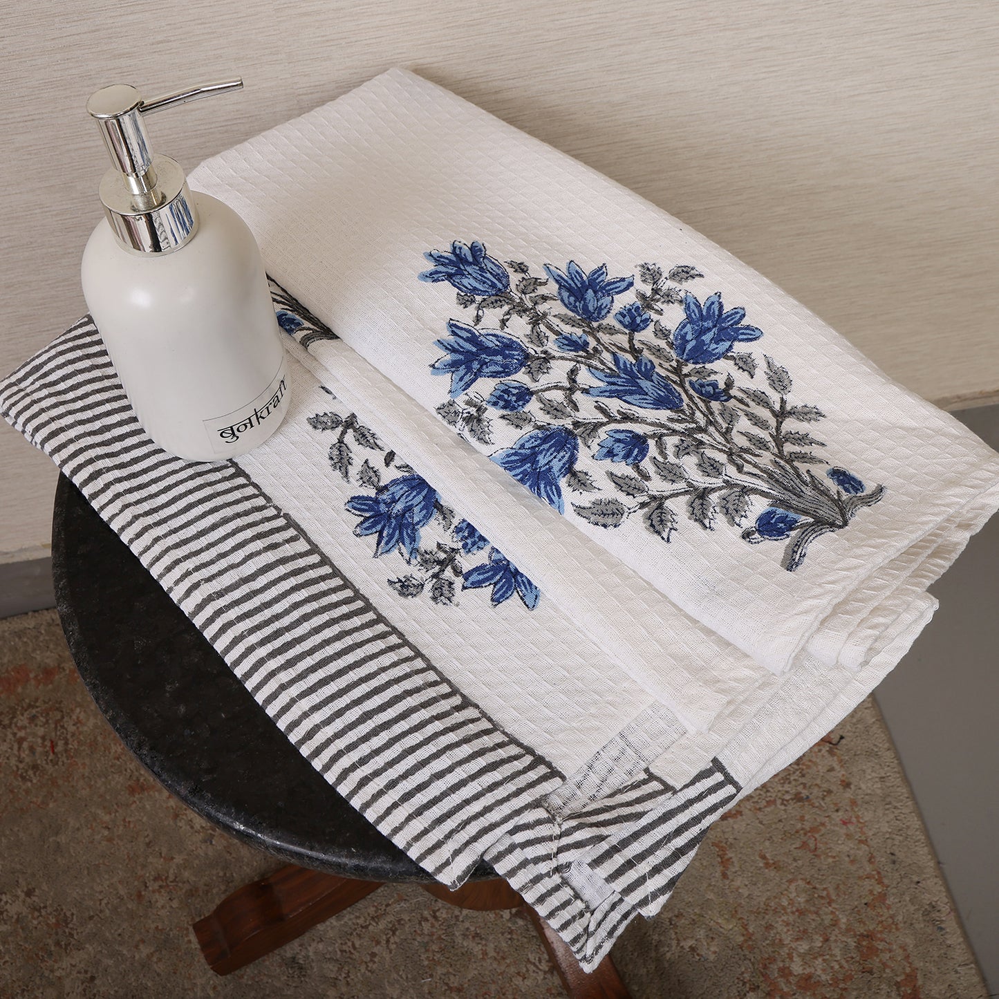 Bath Towel- Blue Bloom