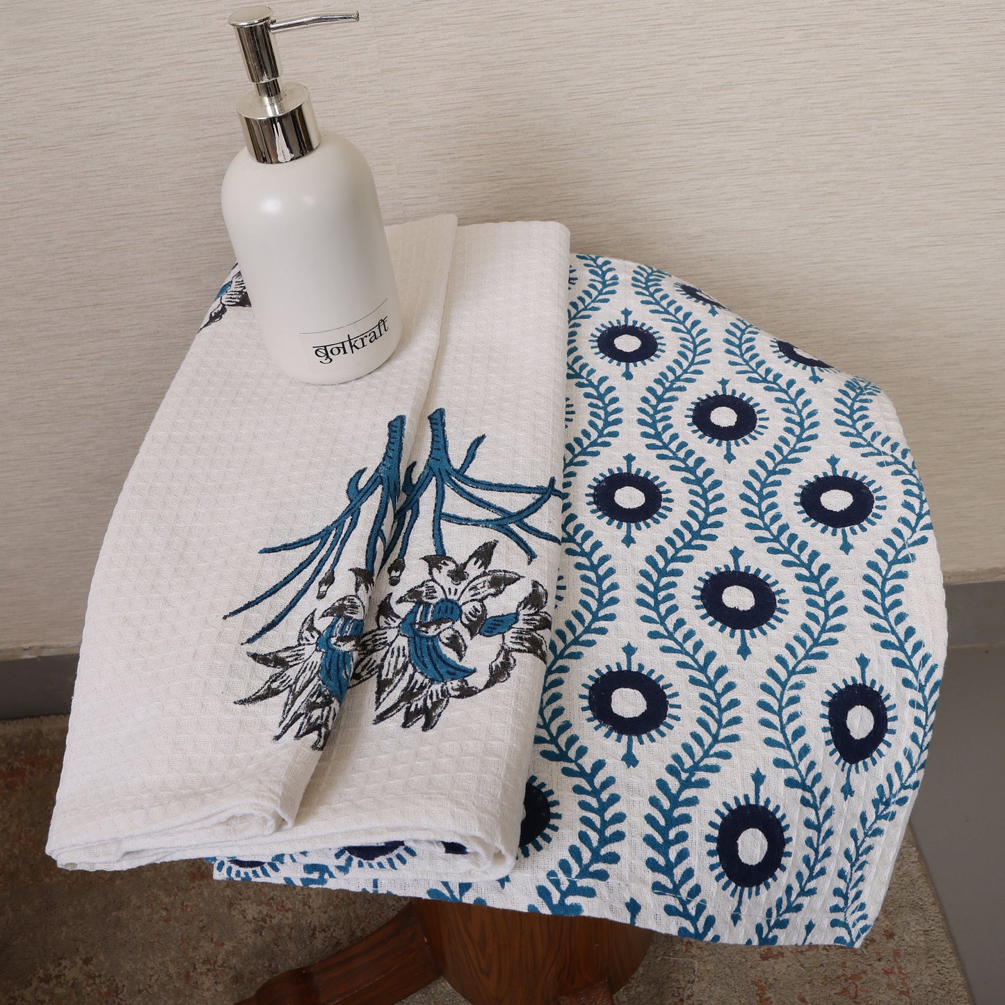 Bath Towel- Blue Lily