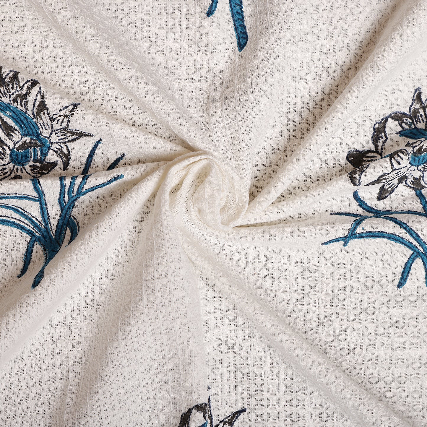 Bath Towel- Blue Lily