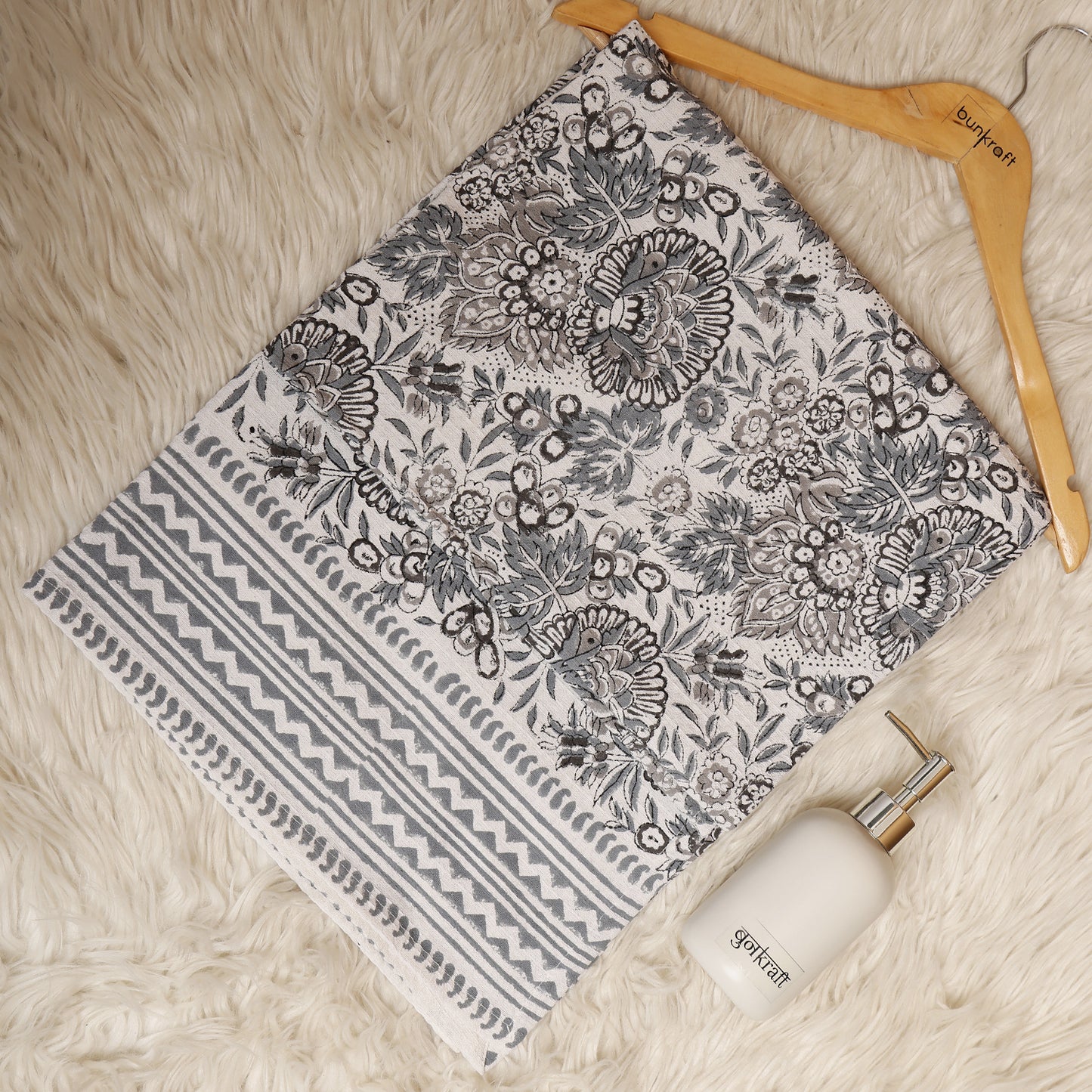 Bath Towel- Grey Tropical