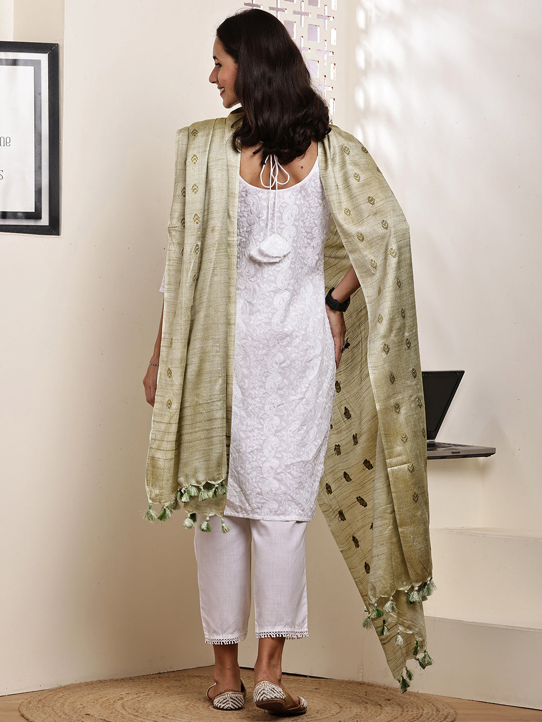 Dupatta-Cotton Silk - Green Border Buti