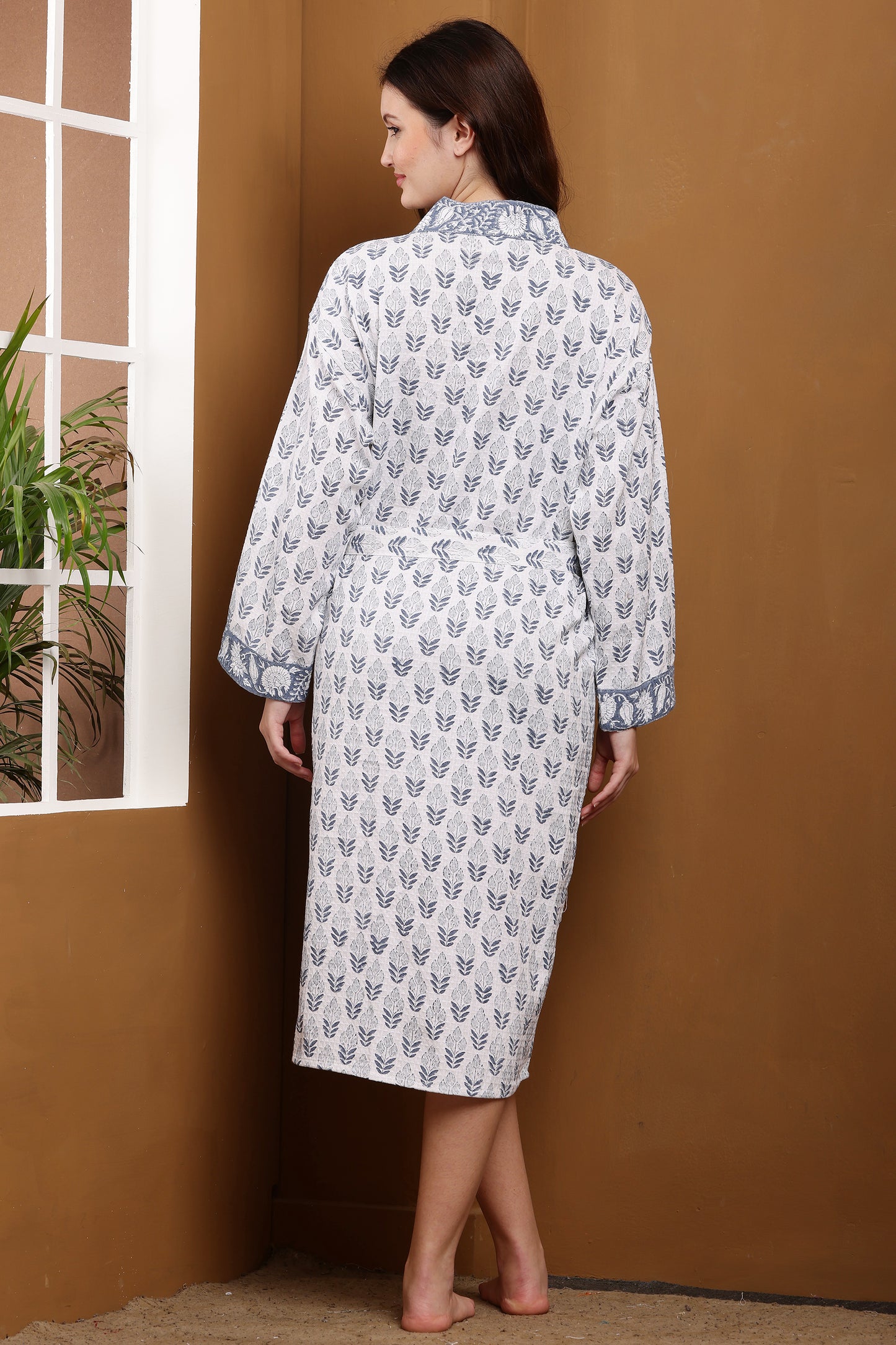 Handblock Bathrobe- Grey Leaf