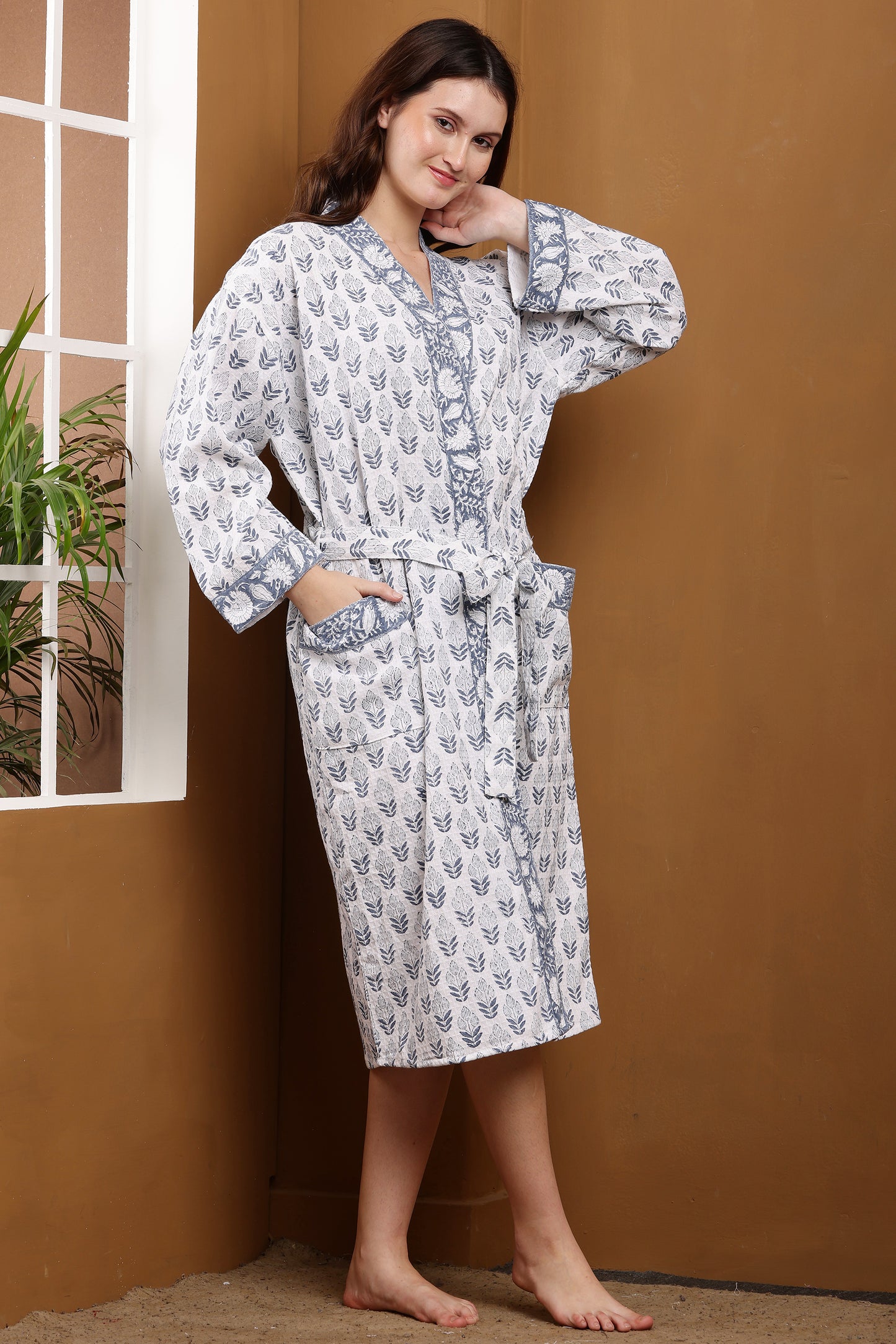 Handblock Bathrobe- Grey Leaf