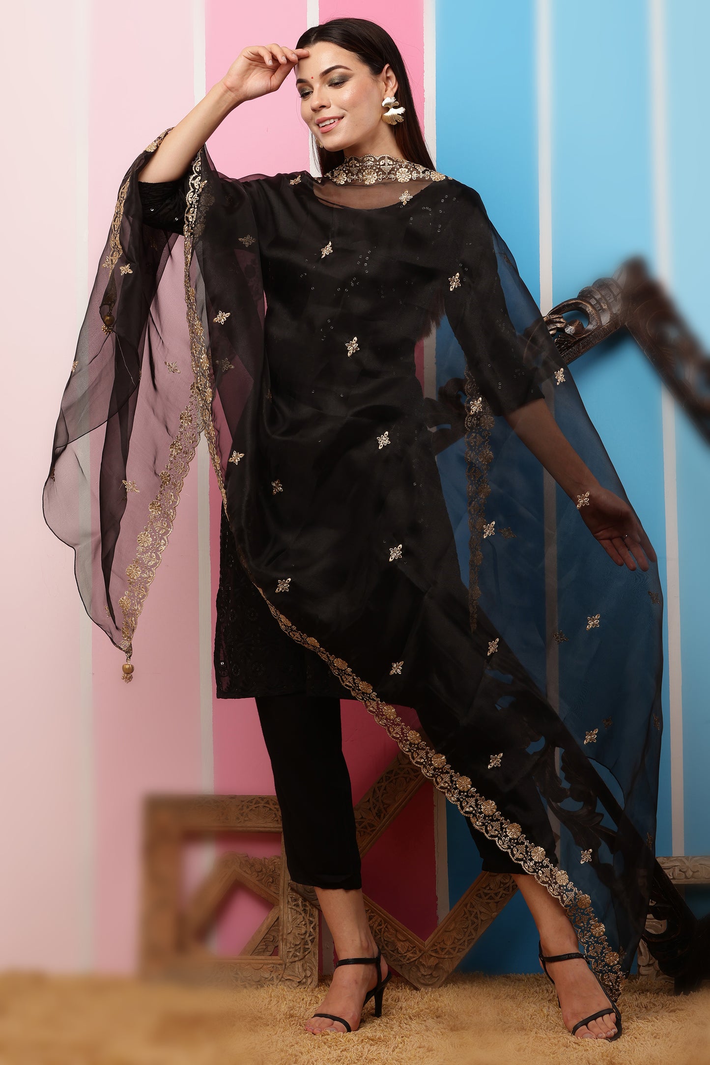Organza Dupatta- Black Zari