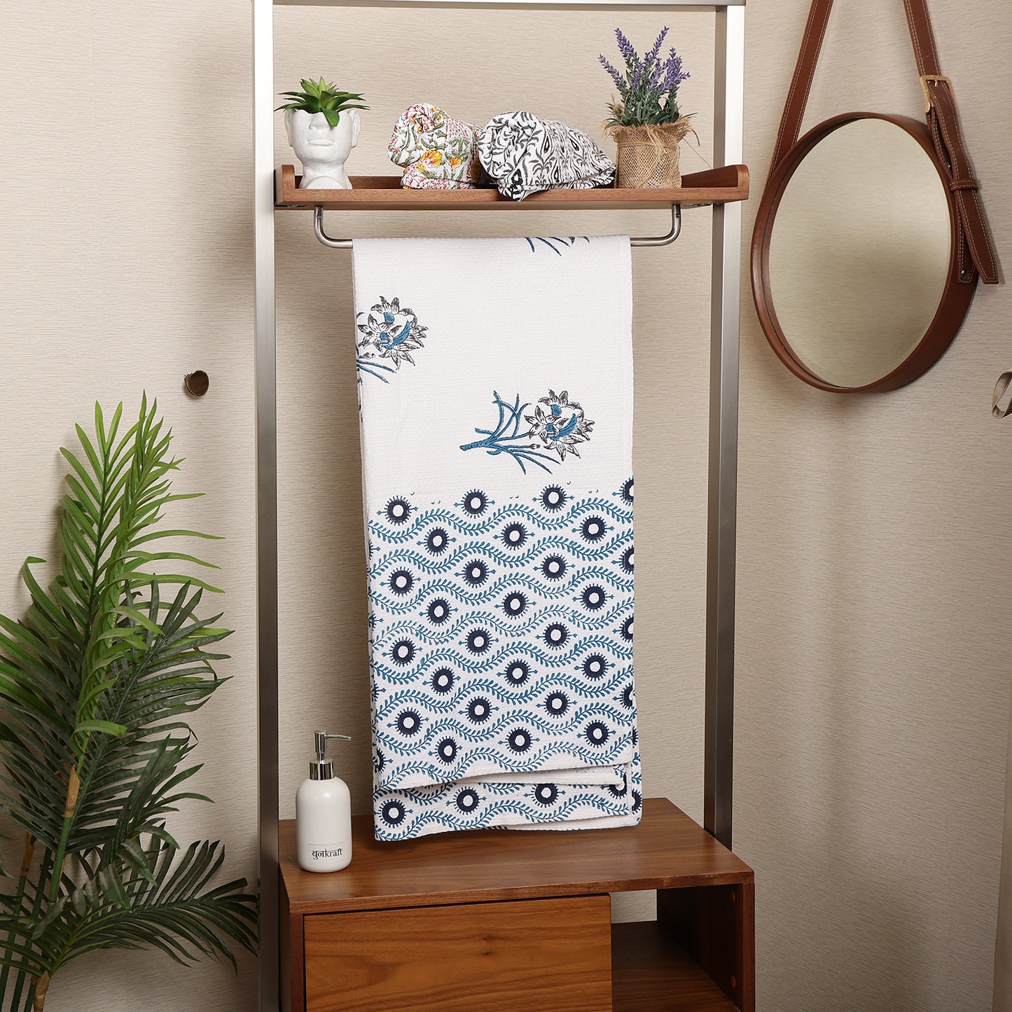 Bath Towel- Blue Lily