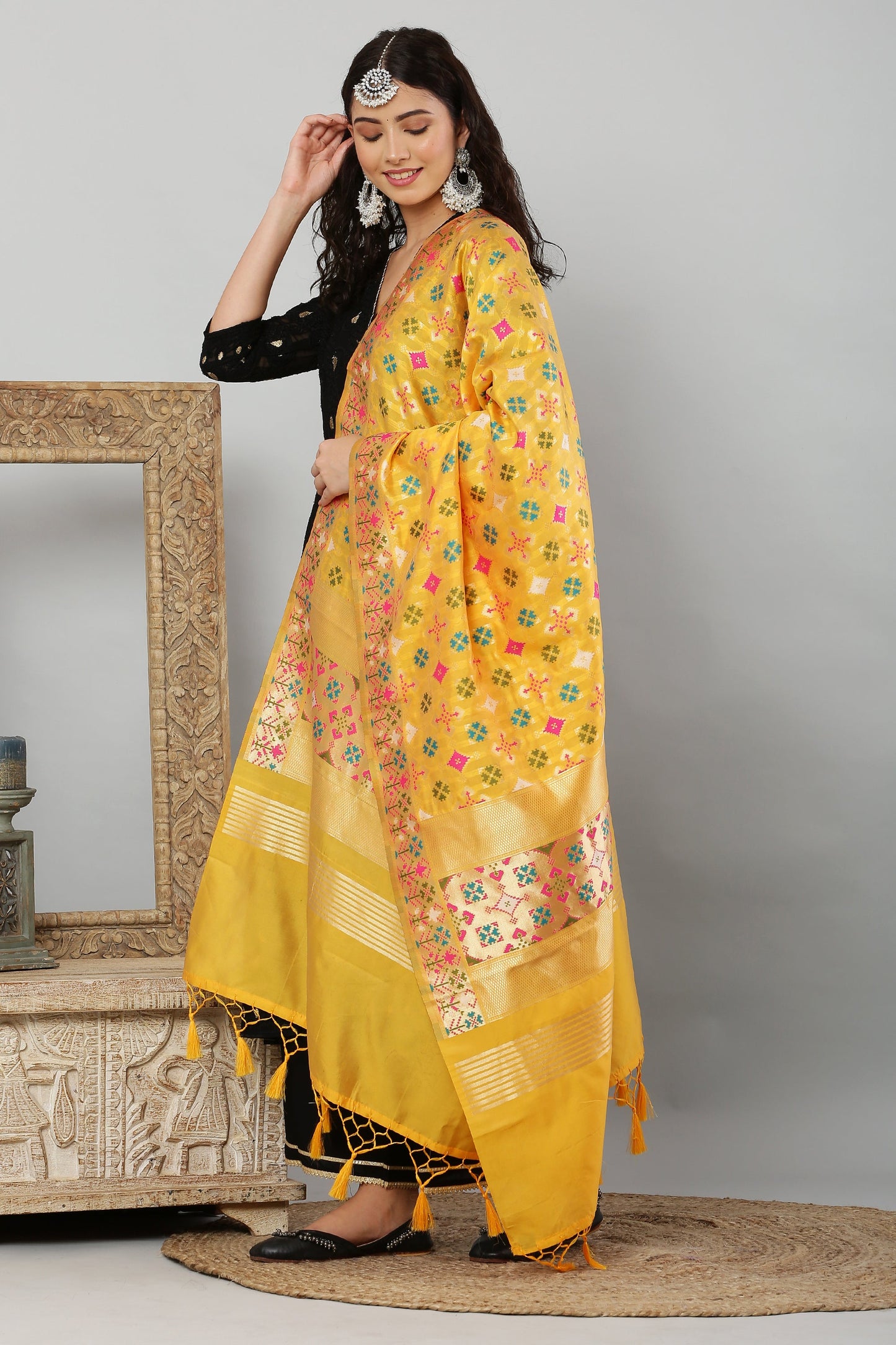 Dupatta- Banarasi Paithani Pattern - Yellow