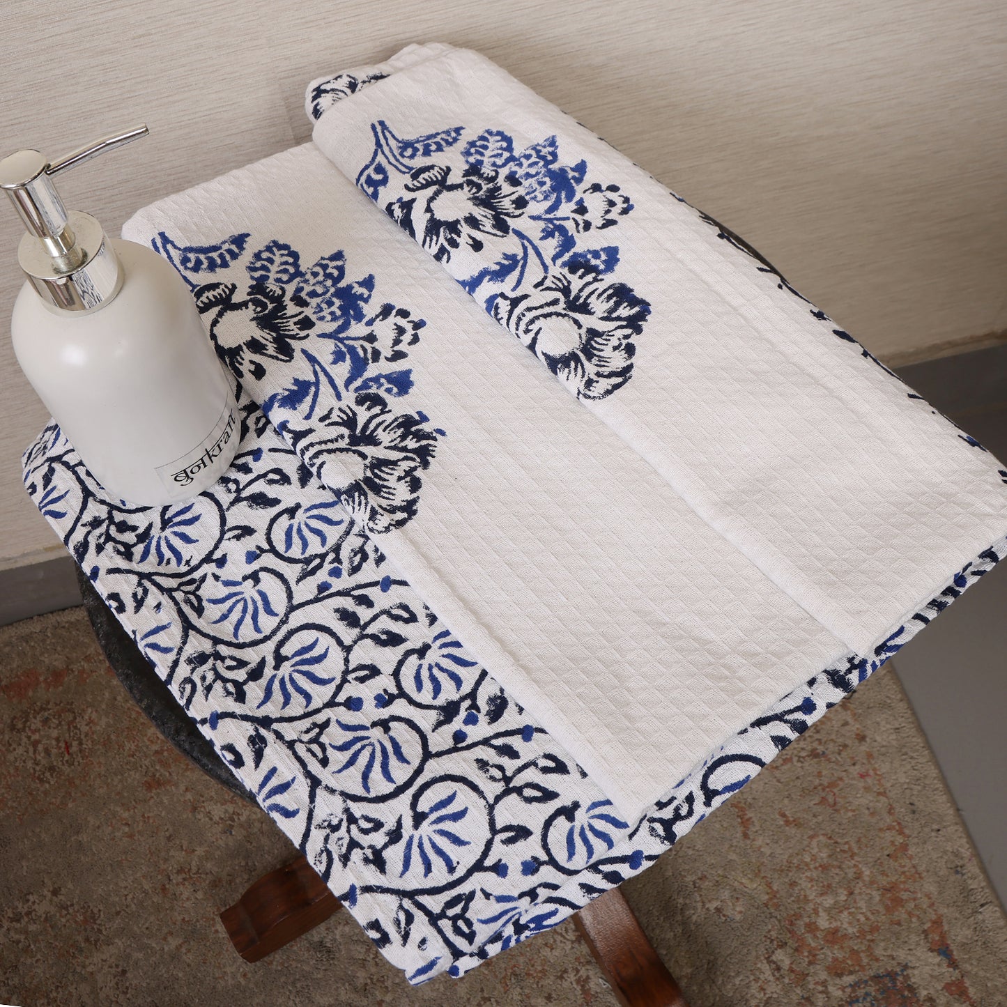 Bath Towel- Paisley Floral