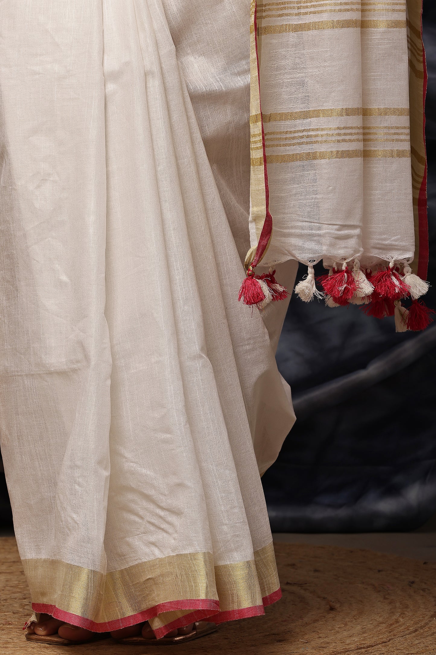 Handloom Saree- Ivory Upada