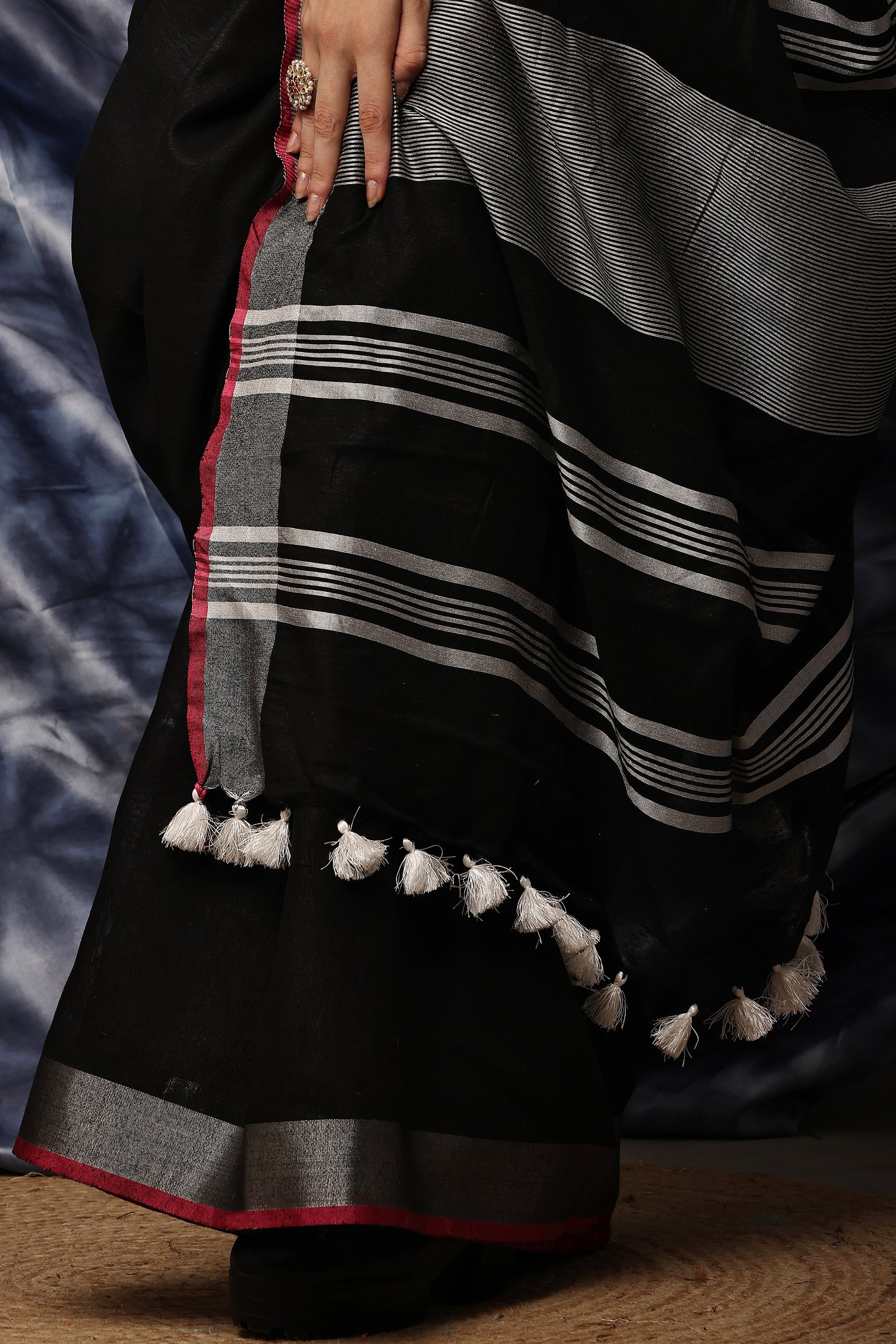 Handloom Saree-Black with Red Piping Border