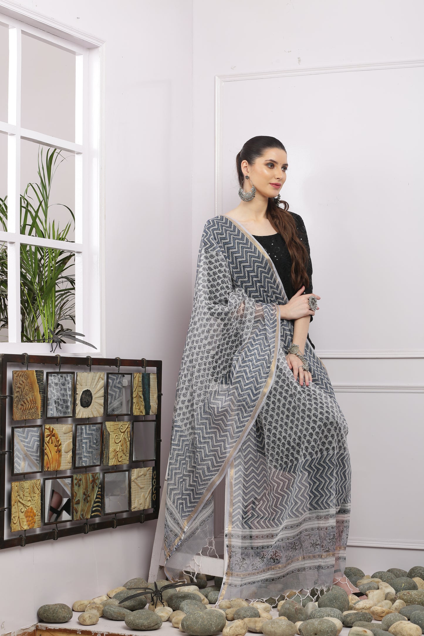 अks-Handblock Print Kota Doria Dupatta - Gold Grey Lehriya with Buta