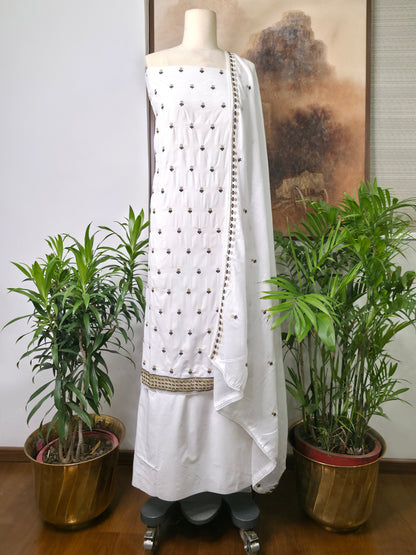 Cotton Embroidered Unstitched Suit- Gulmohar Zari Buti Green