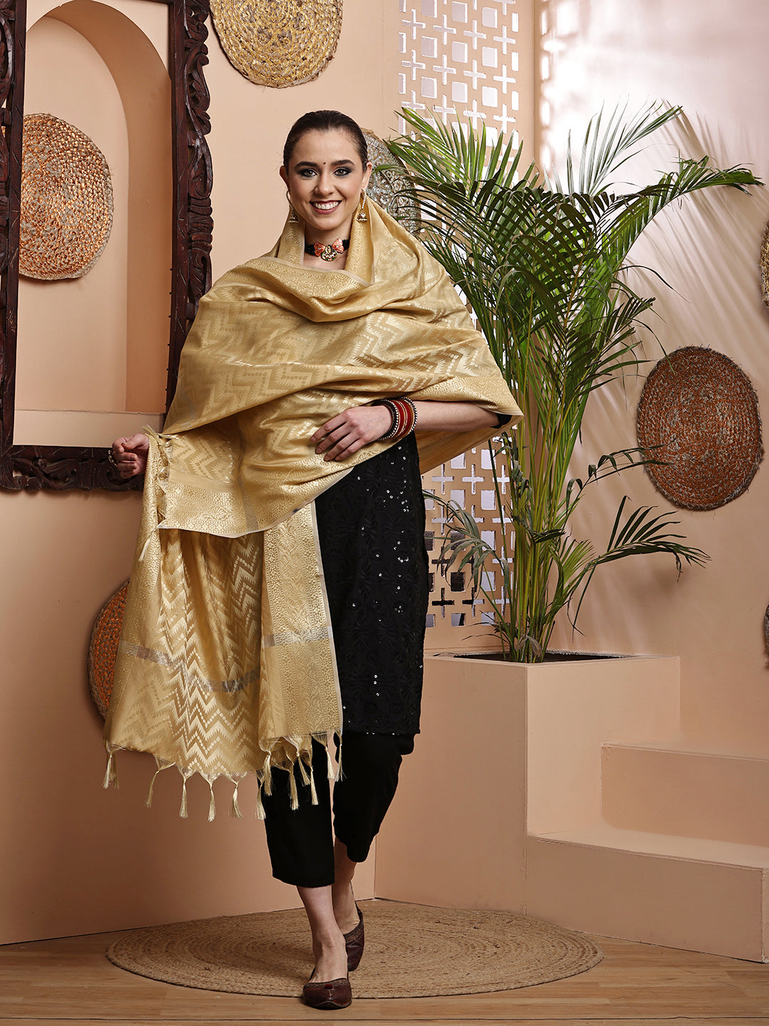 Dupatta-Banarasi Chanderi Buti- Golden
