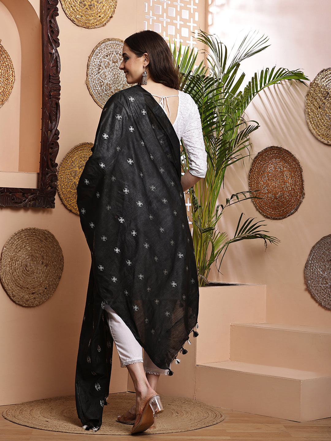 Dupatta-Cotton Silk - Black Floral Buti