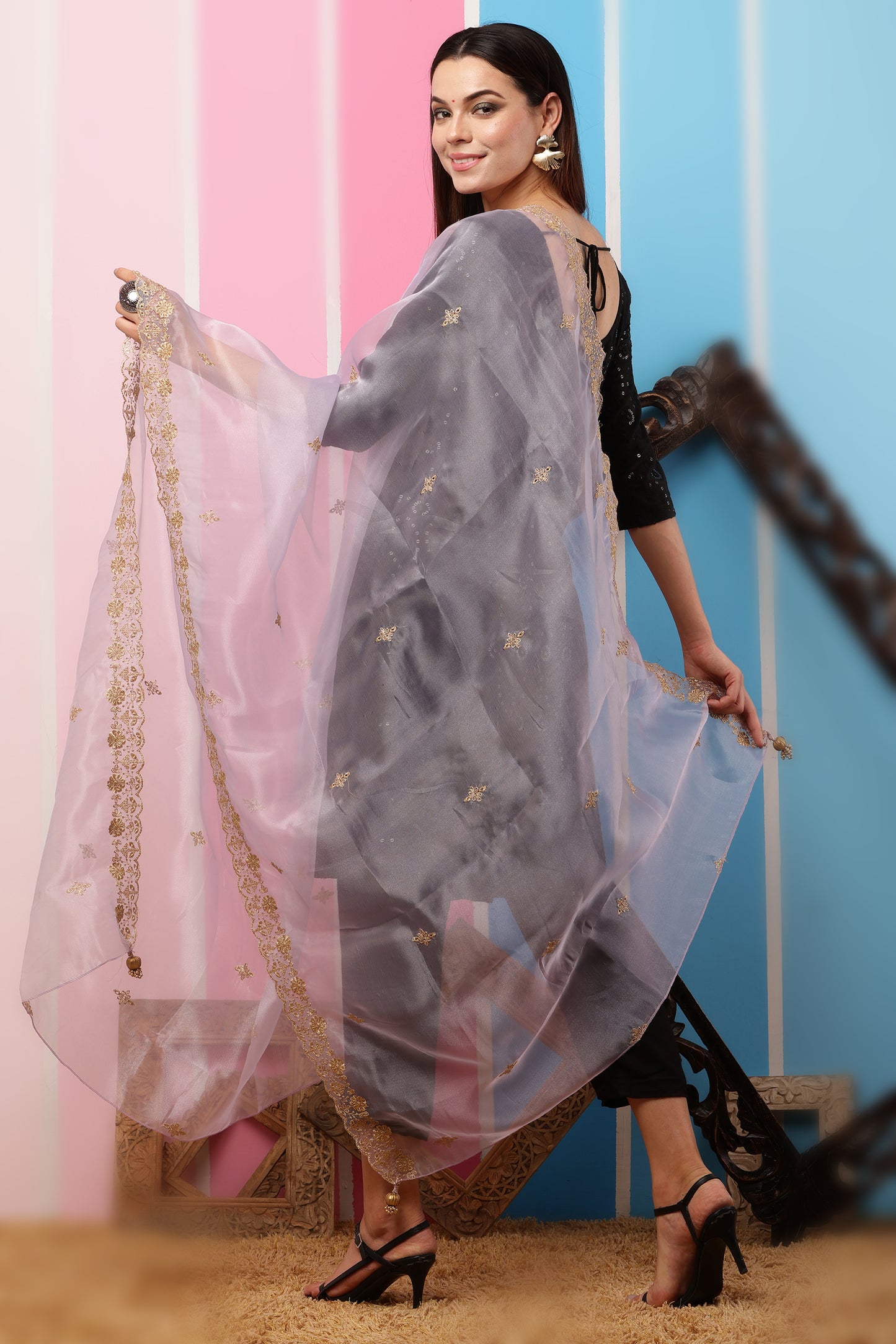 Organza Dupatta- Lilac Zari