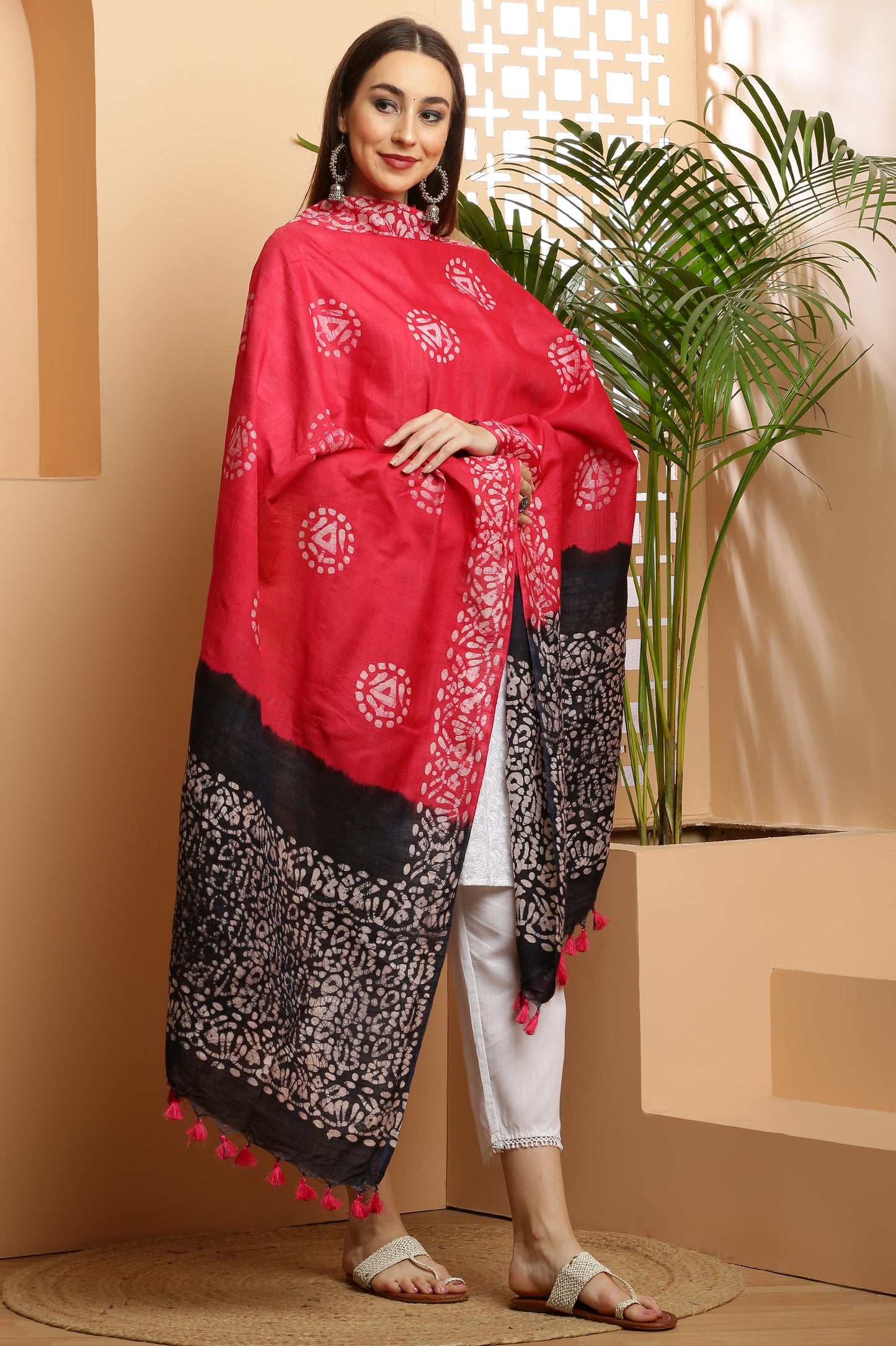 Dupatta-Bhagalpuri Katan - Batik Red n Black