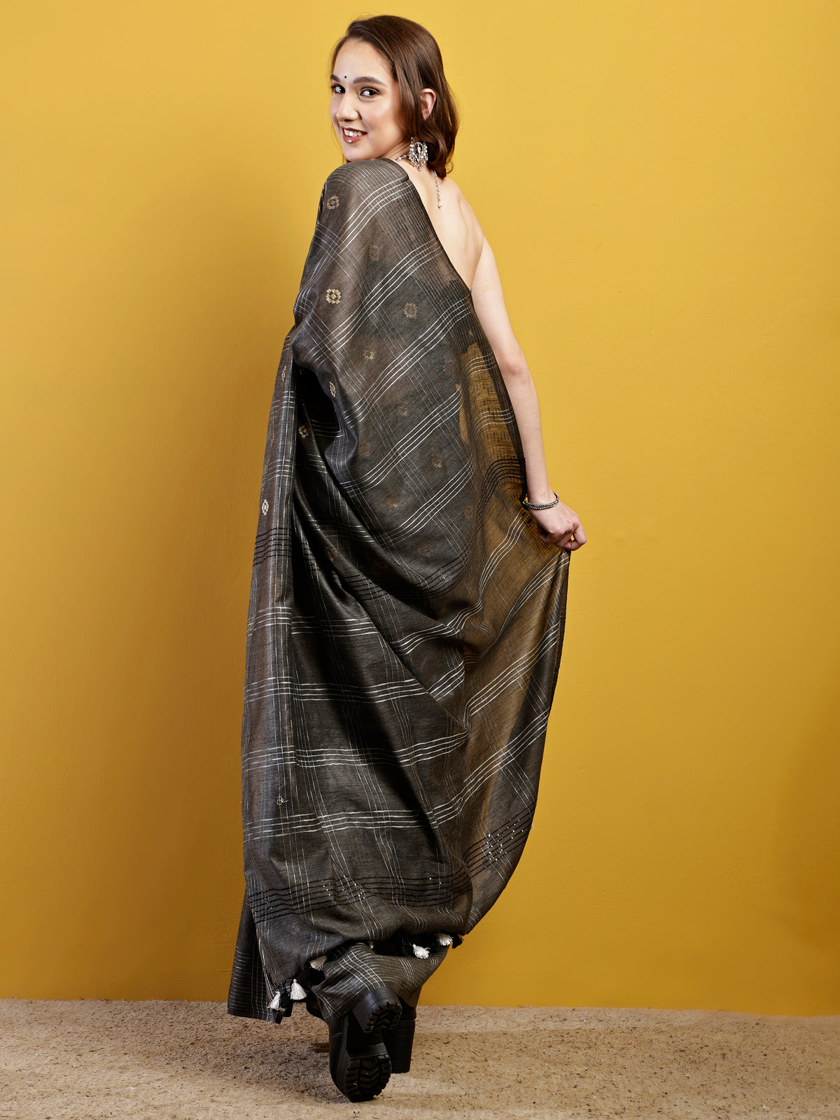 Handloom Saree-Kajalika