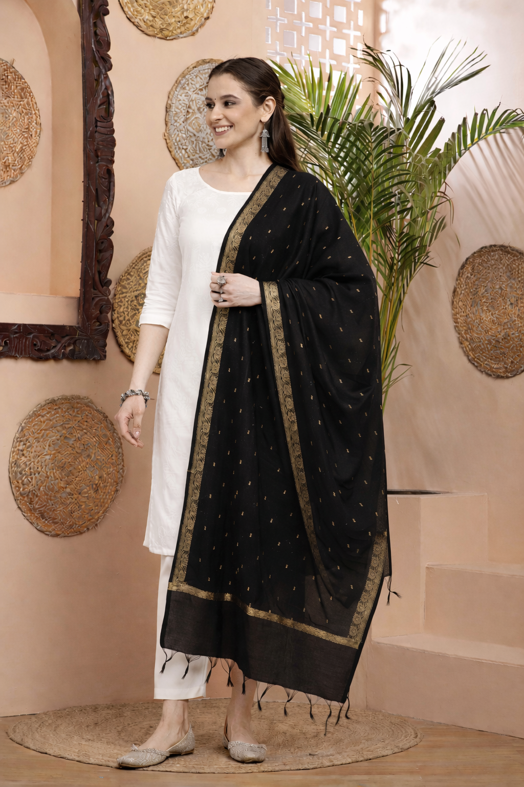 Dupatta-Banarasi Chanderi Buti- Black
