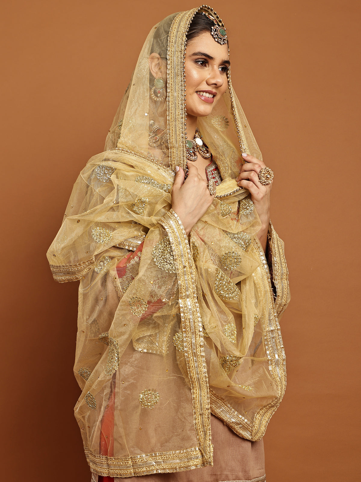 Dupatta- Sharanya