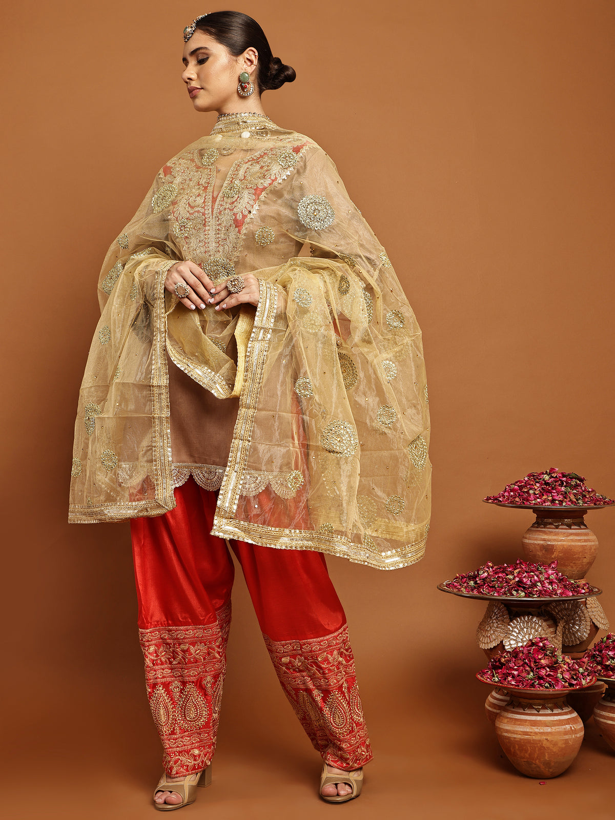 Dupatta- Sharanya
