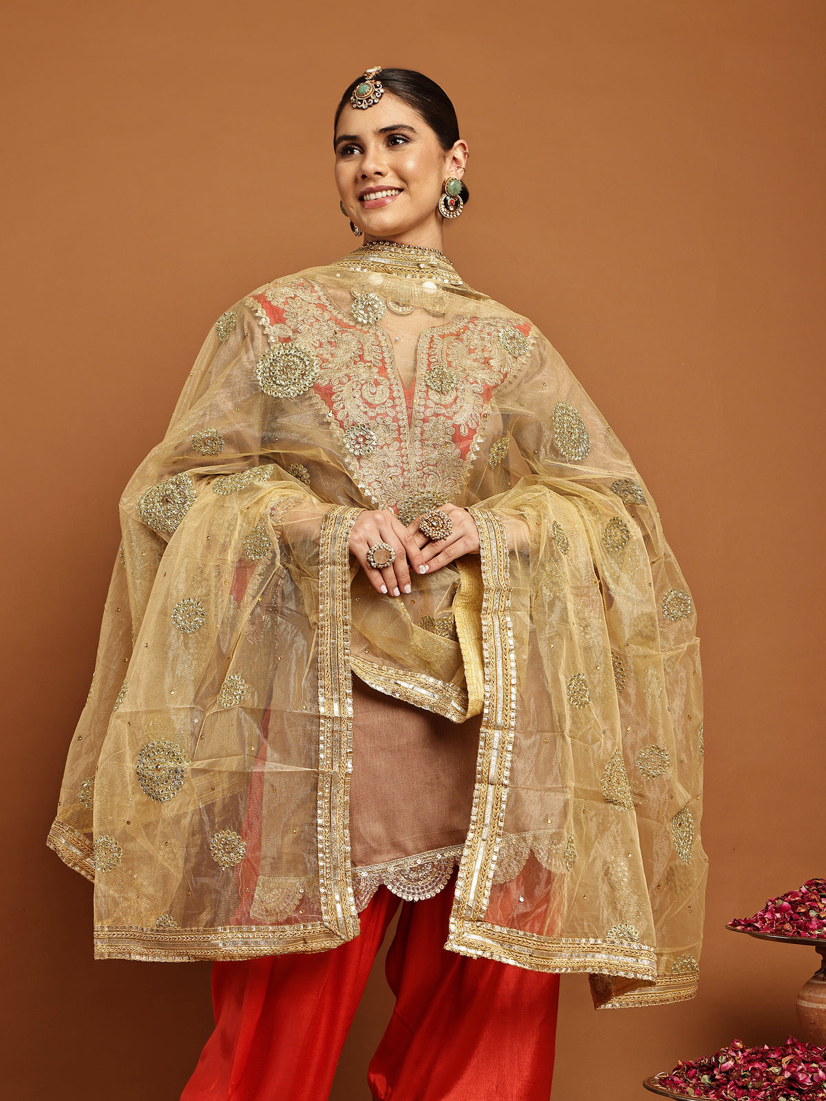Dupatta- Sharanya