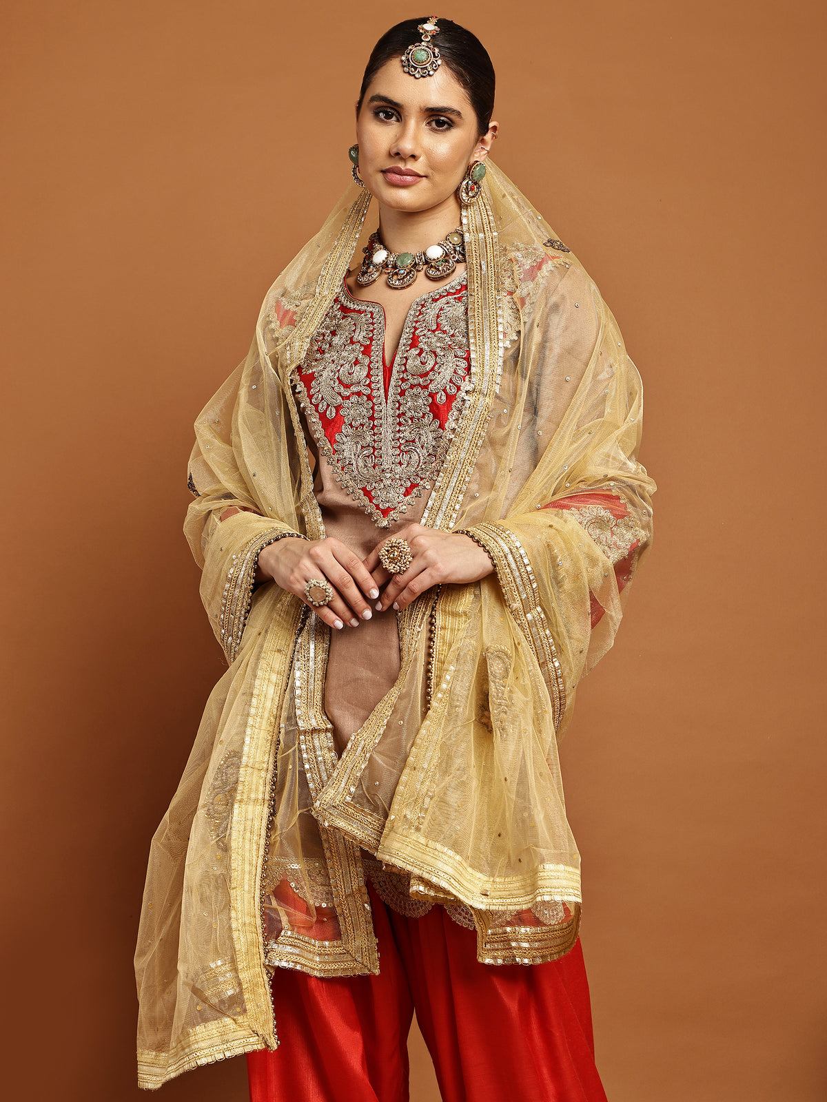 Dupatta- Sharanya