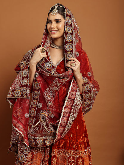 Dupatta- Arunika