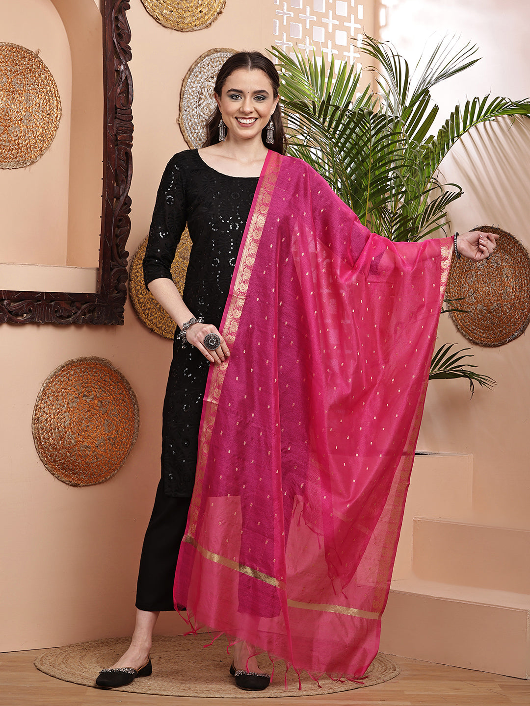 Dupatta-Banarasi Chanderi Buti- Rani Pink
