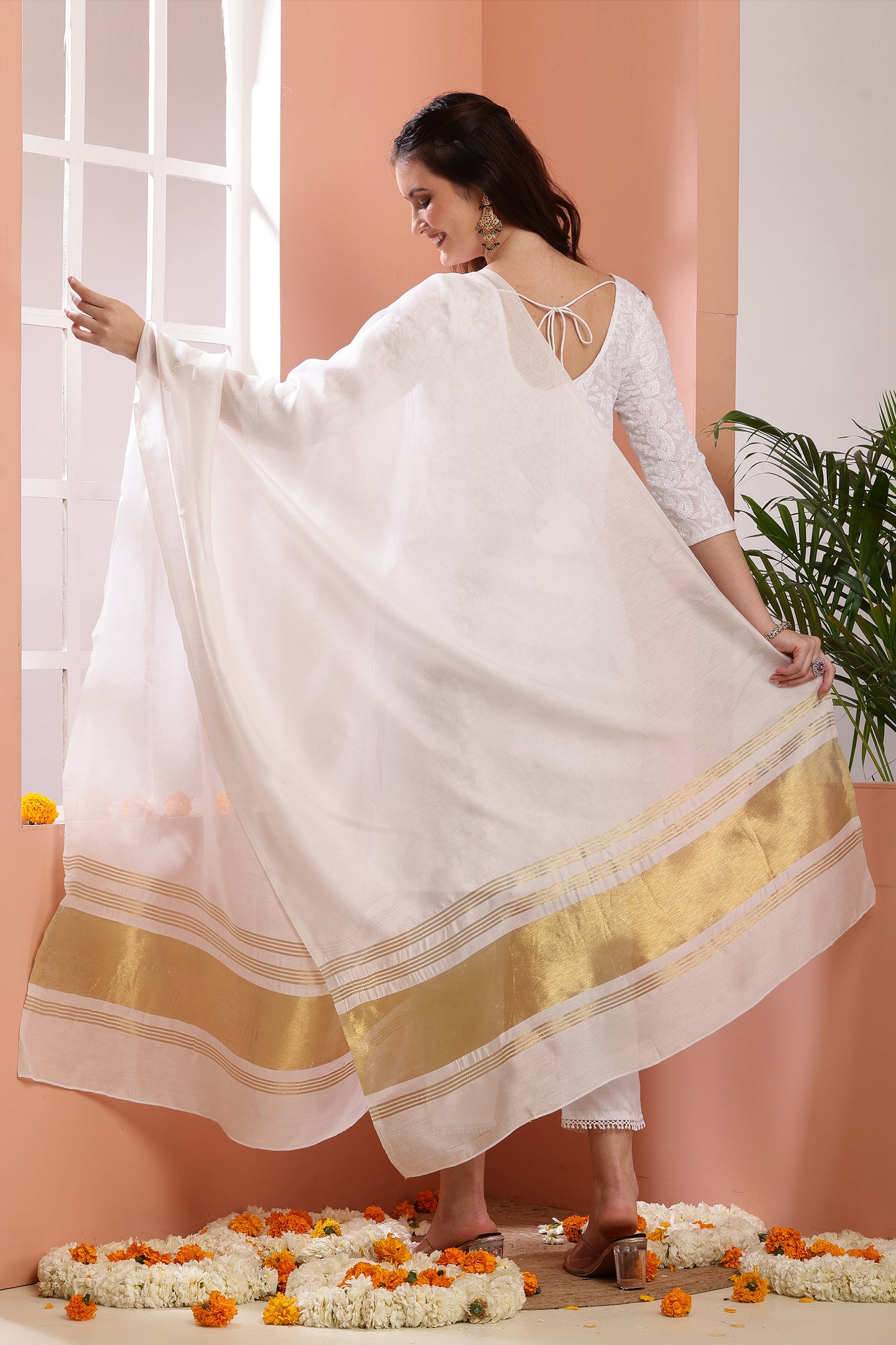 Dupatta-Dyeable Golden Pallu Pure Viscose
