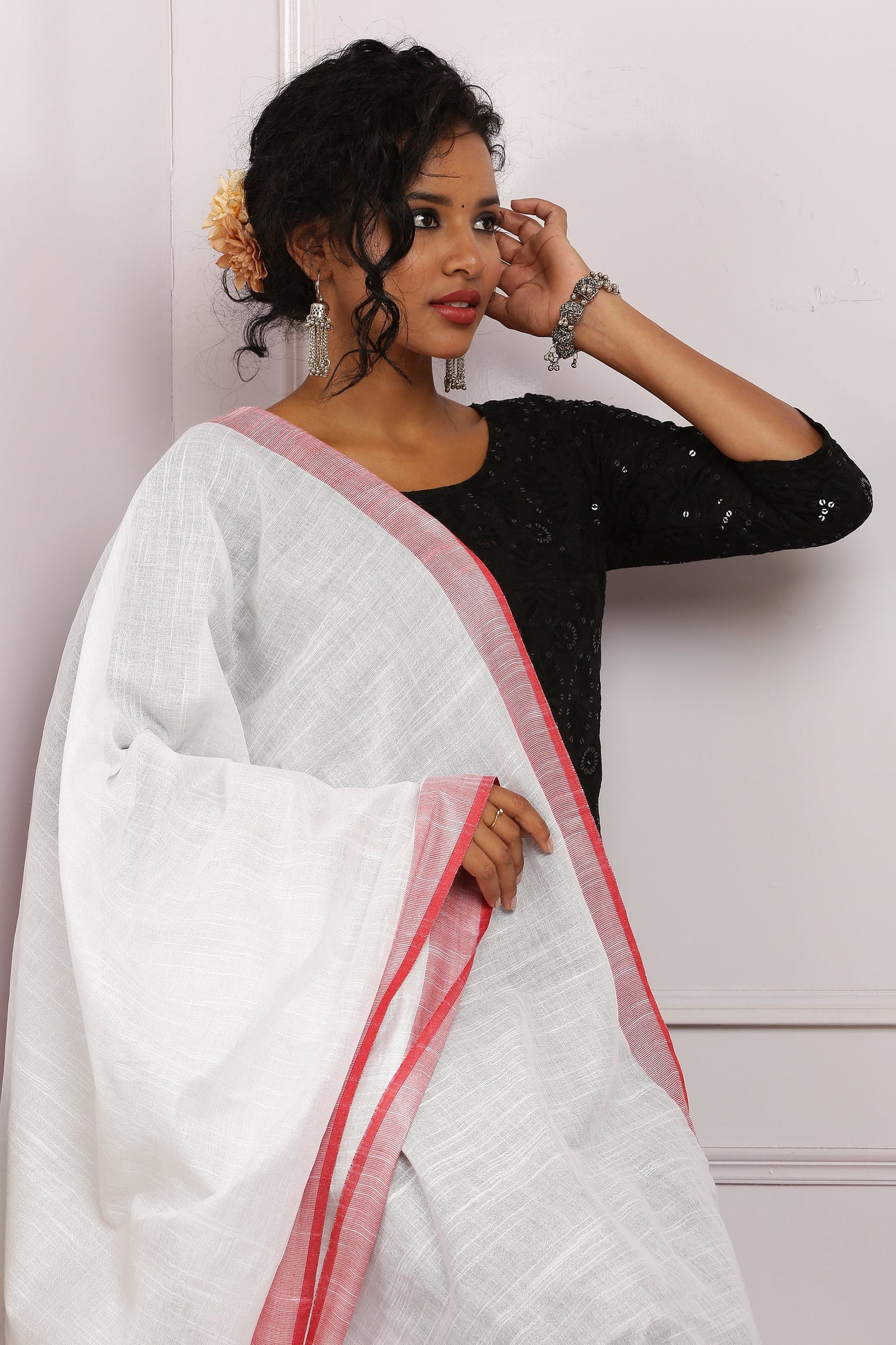 Dupatta-Cotton Slub Linen - White n Red