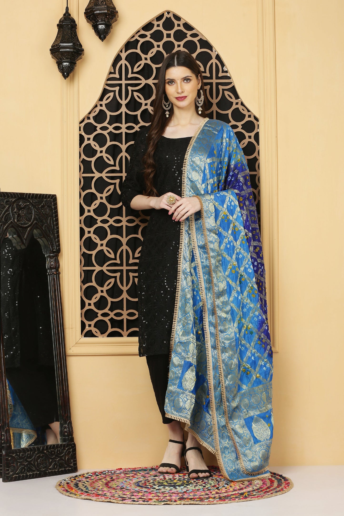 अks-Banarasi Bandhani Dupatta -Blues