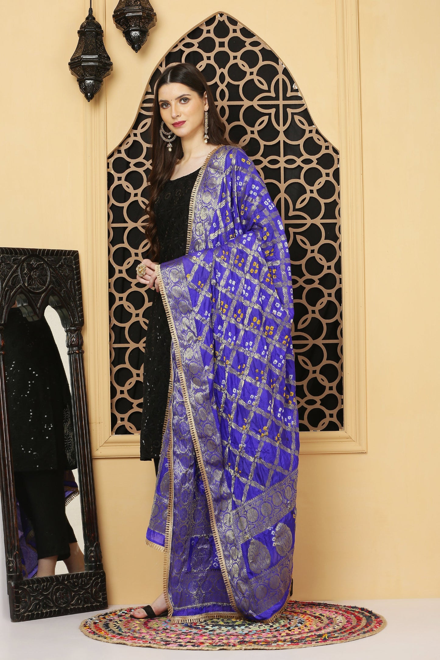अks- Banarasi Bandhani Dupatta -Blue