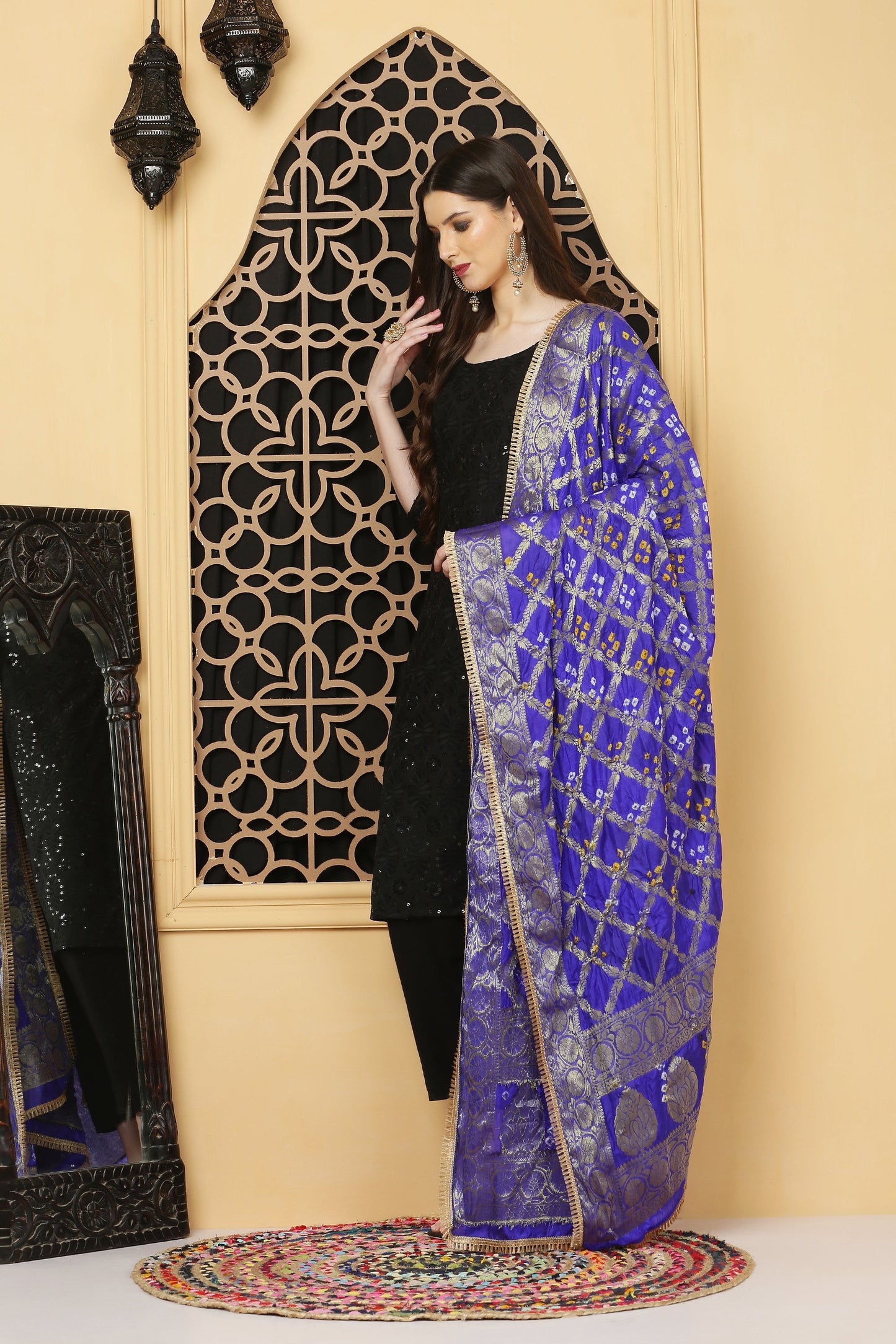 अks- Banarasi Bandhani Dupatta -Blue