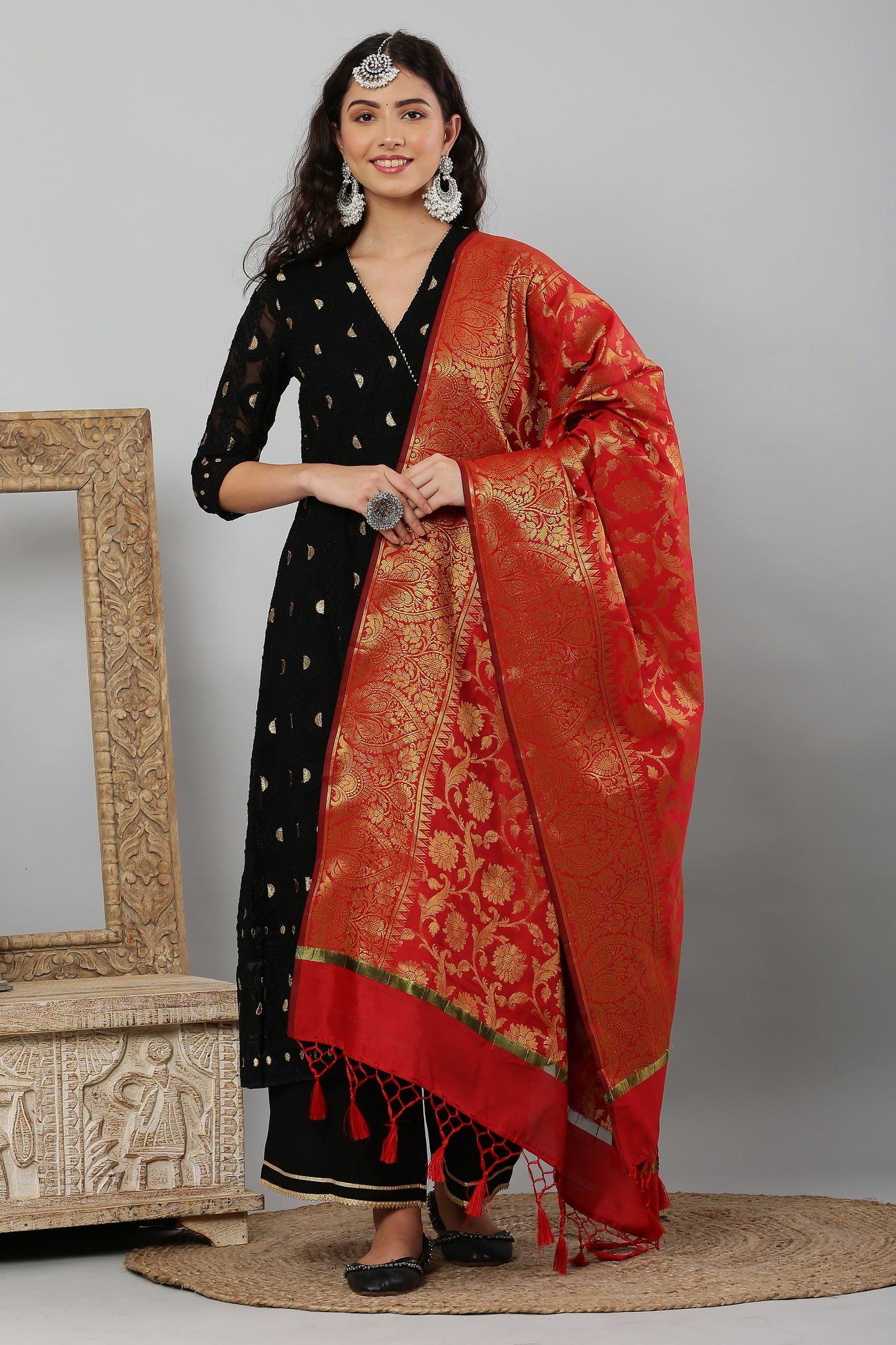 Dupatta-Banarasi Intricate Jaal Pattern- Red