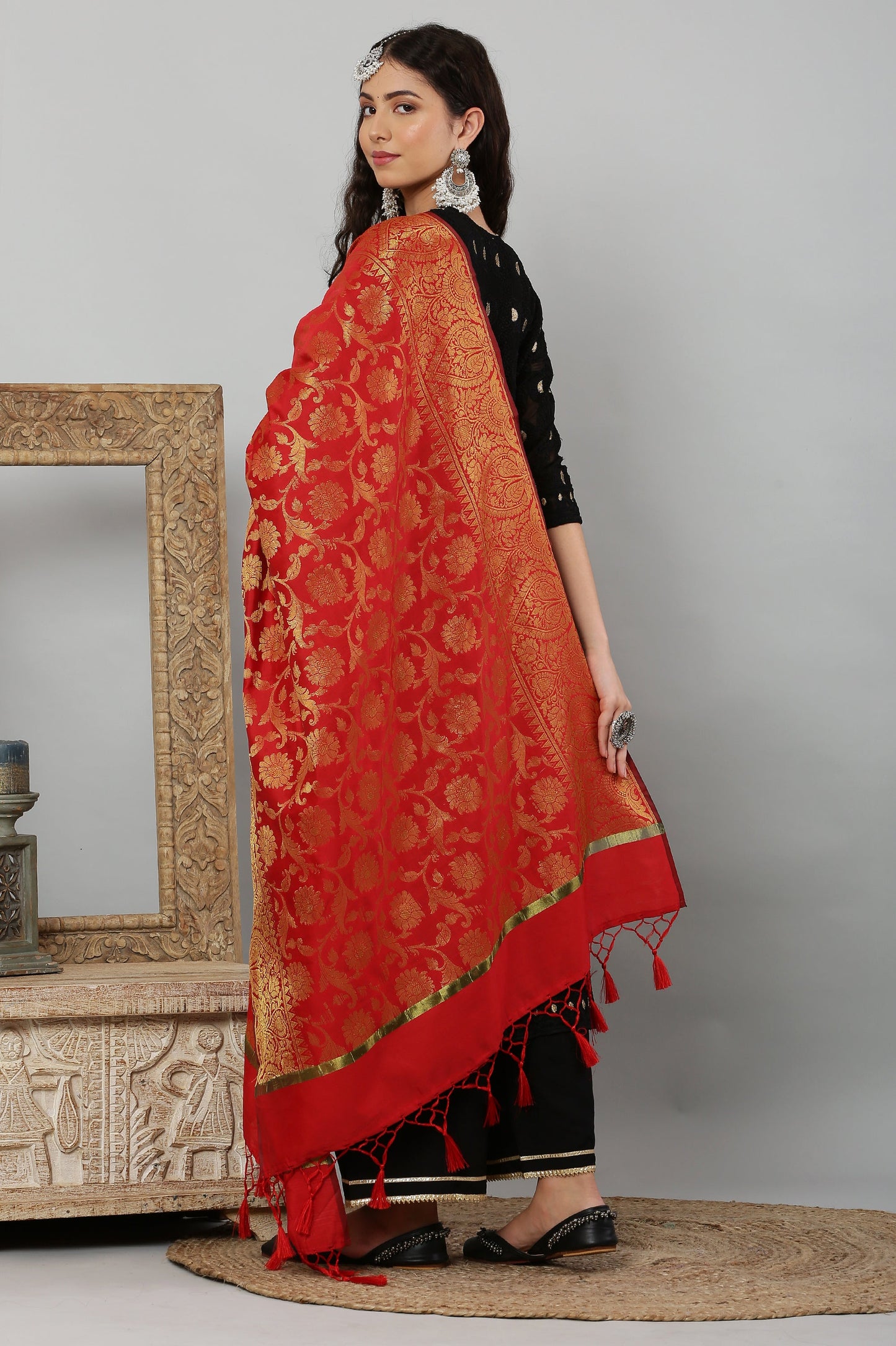 Dupatta-Banarasi Intricate Jaal Pattern- Red
