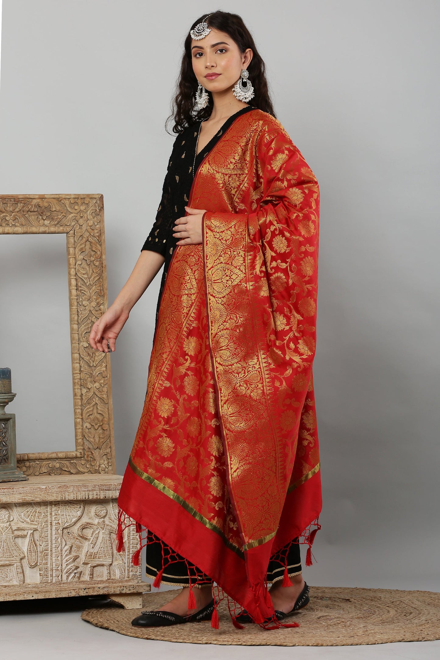 Dupatta-Banarasi Intricate Jaal Pattern- Red