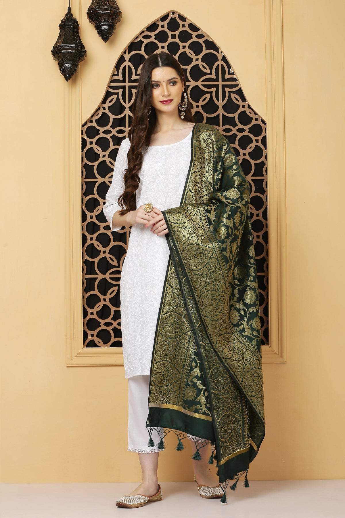 Dupatta - Banarasi Intricate Jaal Pattern - Bottle Green