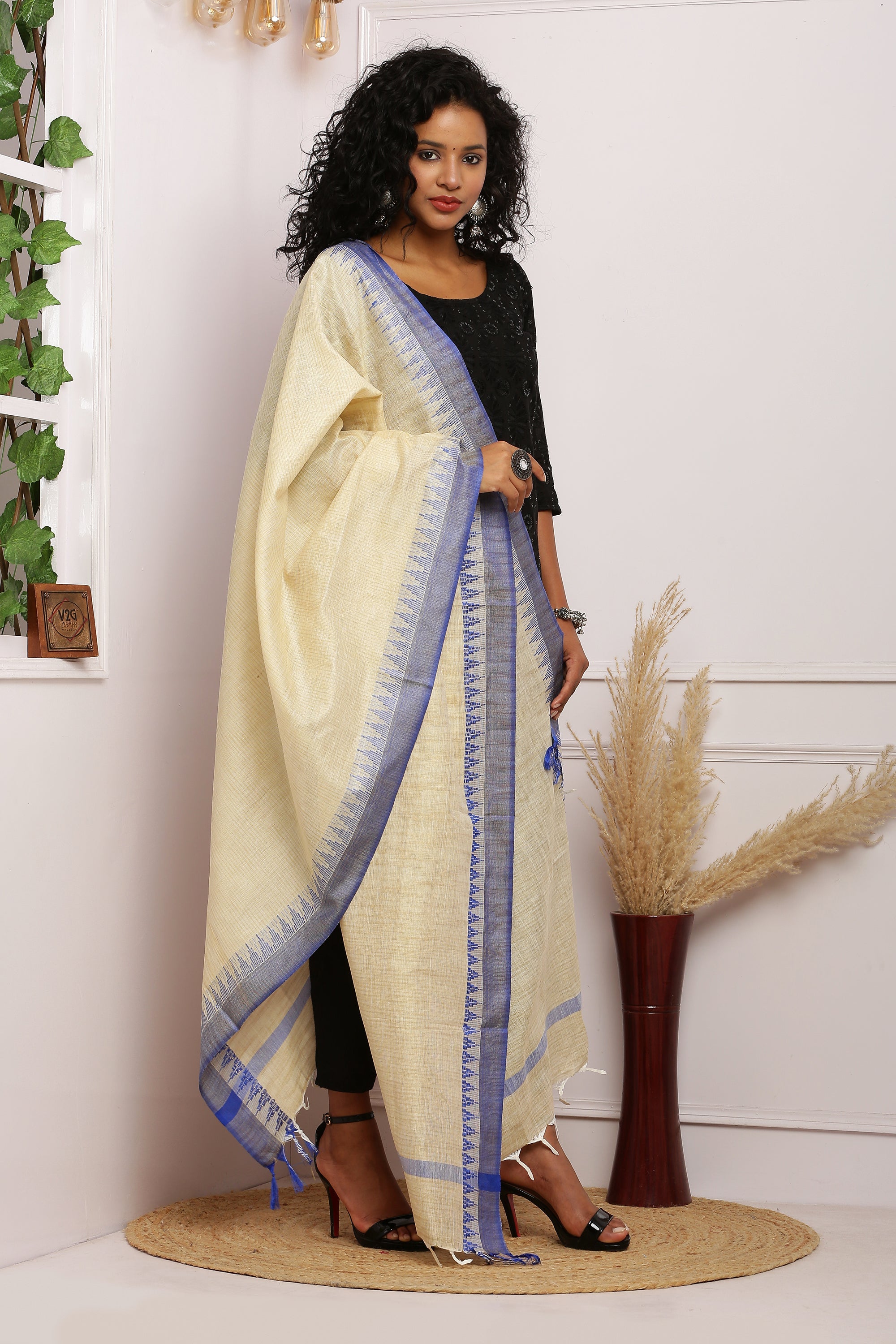 Dupatta - Cotton Dupion Silk Temple - Cream/Beige and Blue