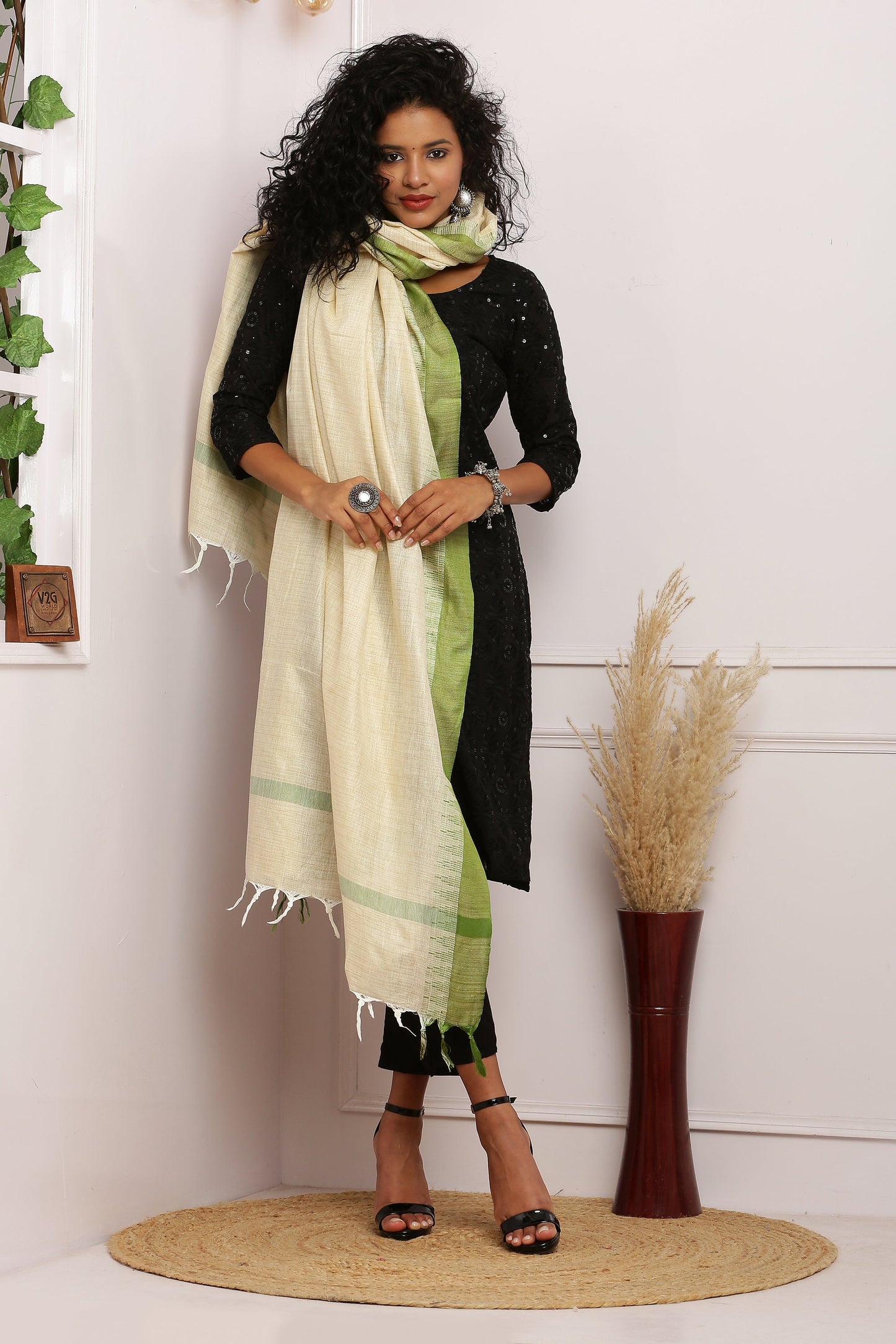 Dupatta - Cotton Dupion Silk Temple - Cream/Beige and Green