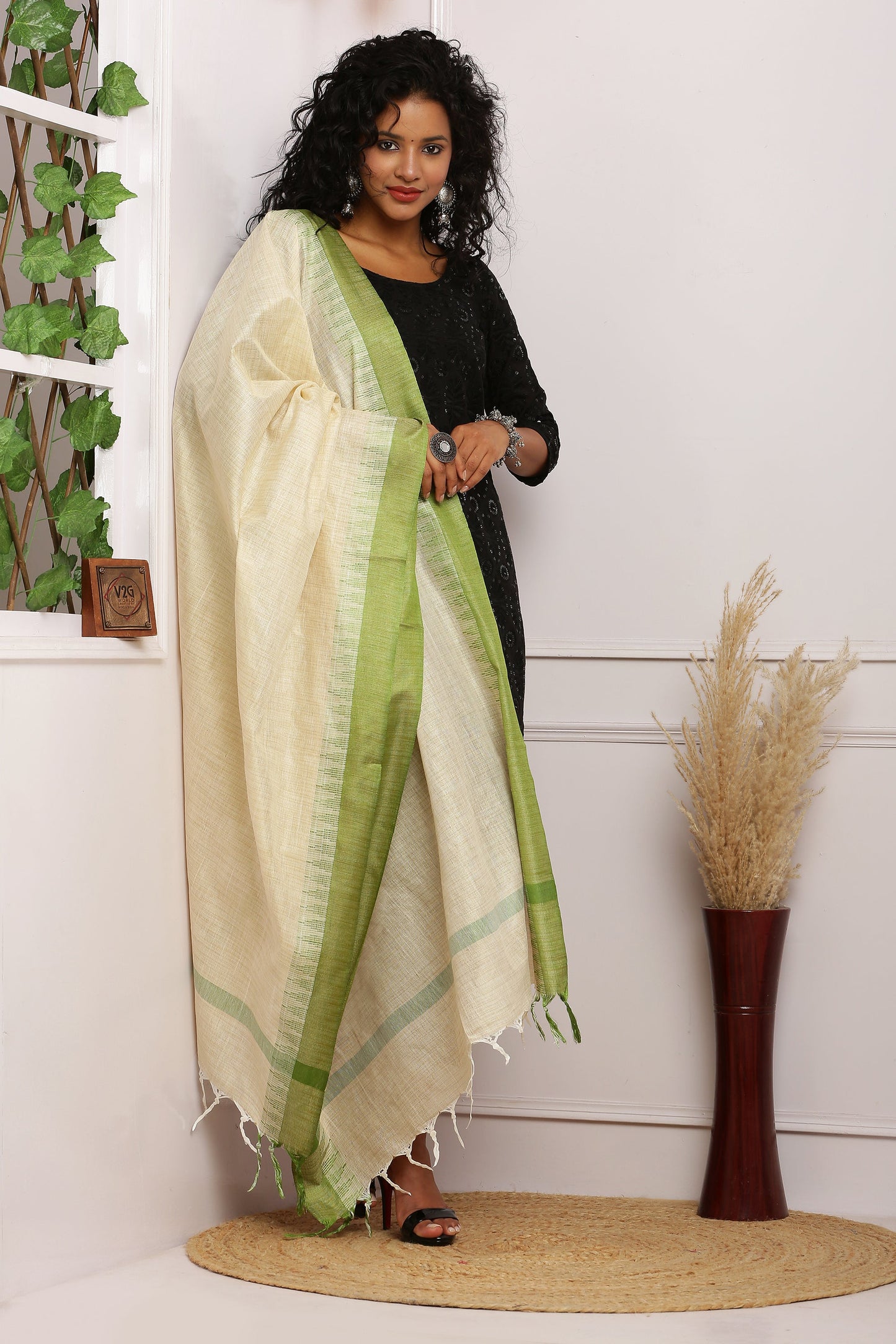 Dupatta - Cotton Dupion Silk Temple - Cream/Beige and Green
